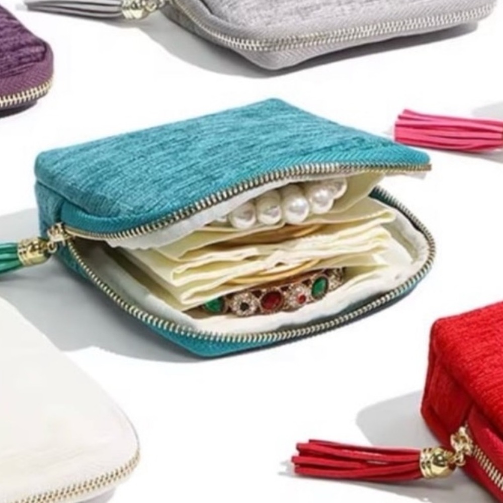Turquoise Travel Jewelry Case, Velvet, 5 Separate Compartments     ~NEW~
